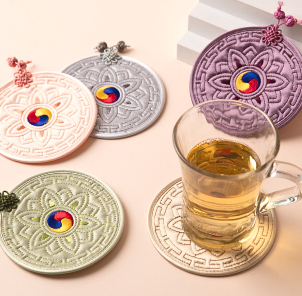 Taegeuk Korean Tea Coaster Gift Set – Handmade in Korea
